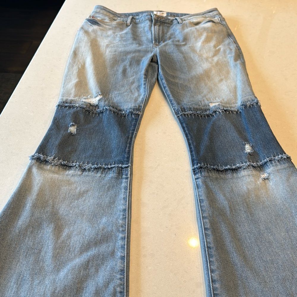 Hudson big bell jeans size 30-34, excellent condition, raw hem nice stretch.